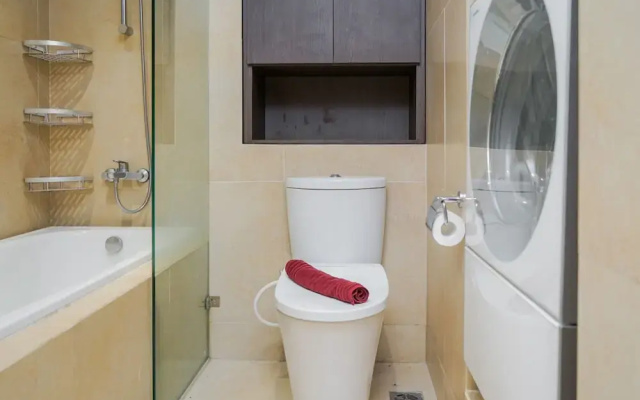 Exclusive with Comfortable 2BR Apartment at Branz BSD
