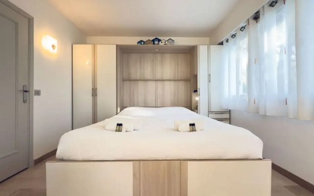 Le Cozy in Cannes With 2 Bedrooms and 1 Bathrooms