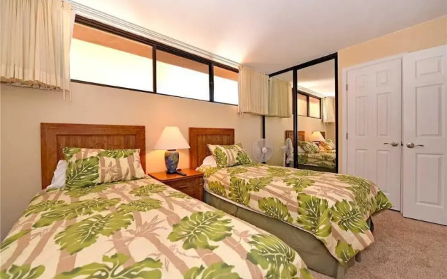 Kaanapali Shores 825 by RedAwning