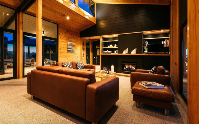 Te Whau Lodge