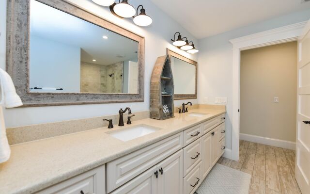 Atlantis Beach House