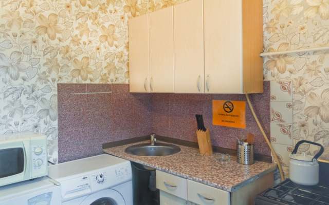 Apartment ALLiS-HALL on Karla Libknekhta 16