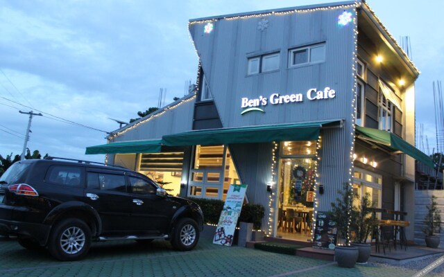 OYO 390 Ben's Green Town