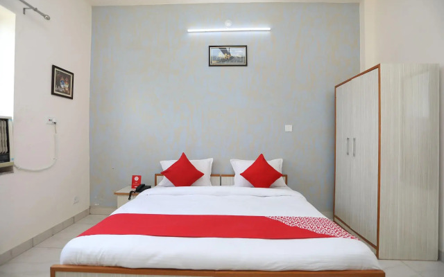 Shree Ram Palace By OYO Rooms