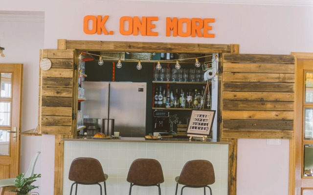 Cliff Surf Camp Hostel