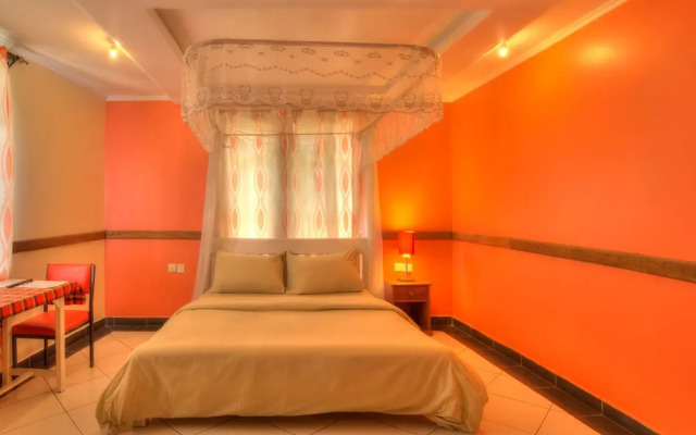 Red Buffalo House Hotel