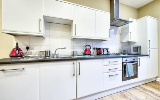 The Fav Flat - Heart of the City Apartment