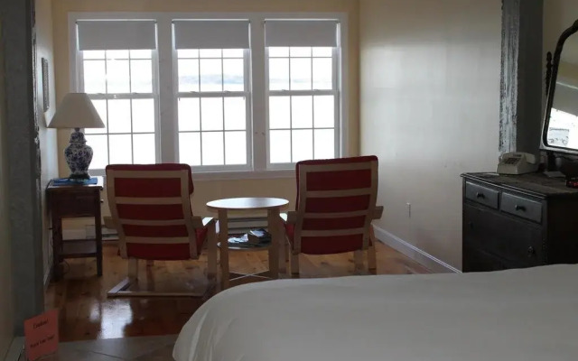 The Inn on the Wharf