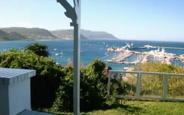 Sea The View Self Catering