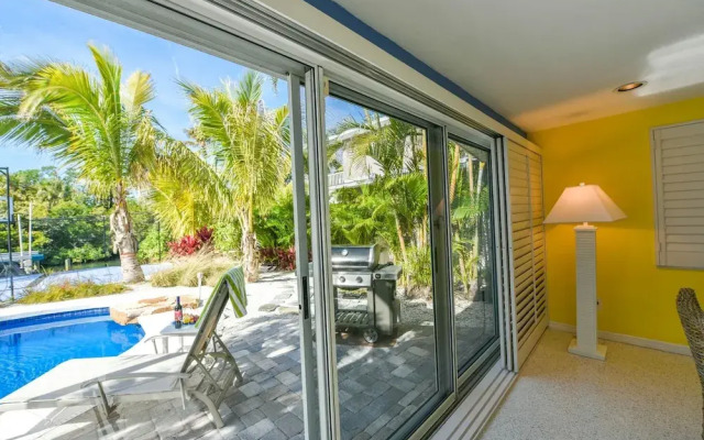 A Ray of Sunshine Apartment 3