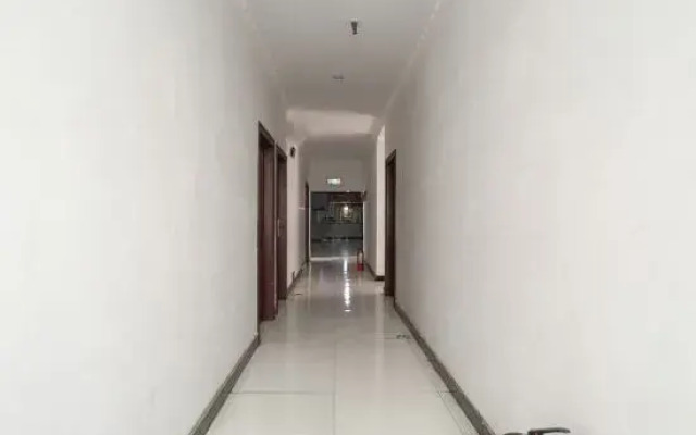 Yingkelai Business Hostel
