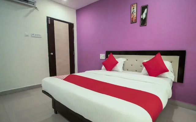OYO 11966 Grand Euro Park Hotel