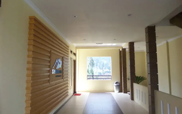 SM Bromo Hotel