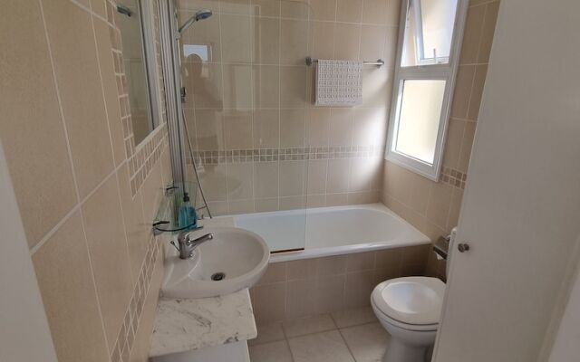 Cyprus, 2 Beds Ensuite, Pool, Patios, Wifi, Parkin