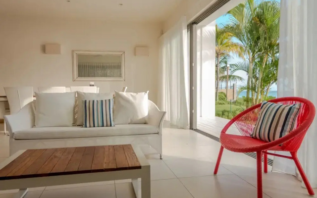 Cap Ouest by Dream Escapes