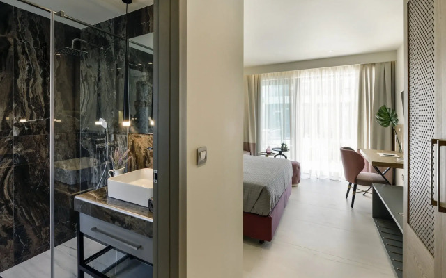 Serenity Suites
