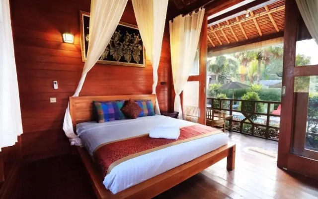 Uma Dong Loka Village