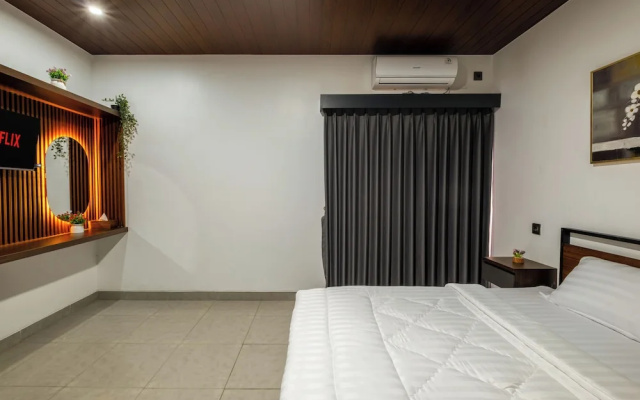 Gumitish Residence Singaraja – Guest Rooms – Singaraja