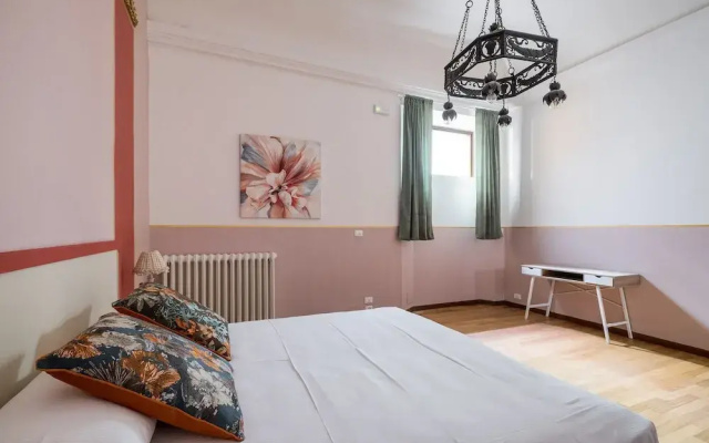 Rolandino Apartment in the city center