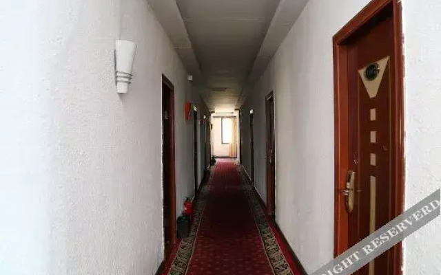 Zhenhua Hotel