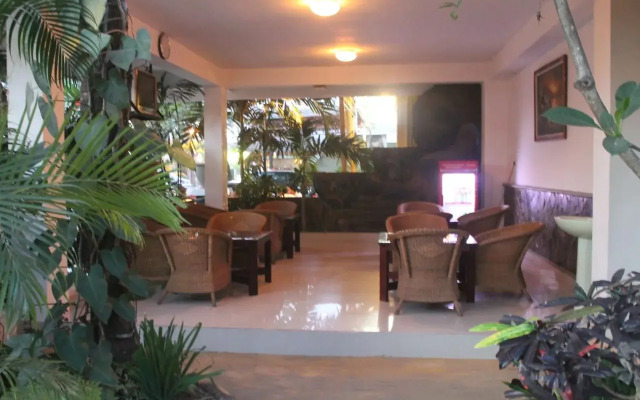 Crown Hotel