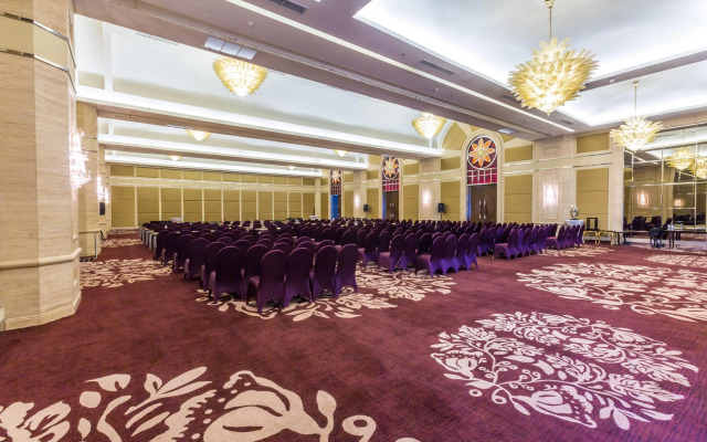 Wyndham Surabaya City Centre