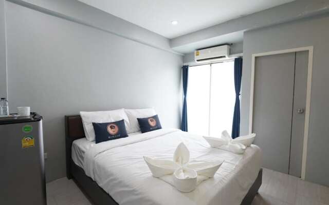 RoomQuest IT Square Don Mueang Airport
