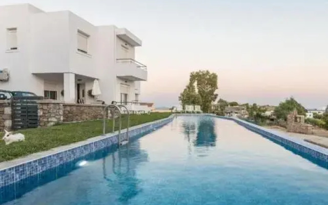 Holiday home 3 bedrooms - Gennadi