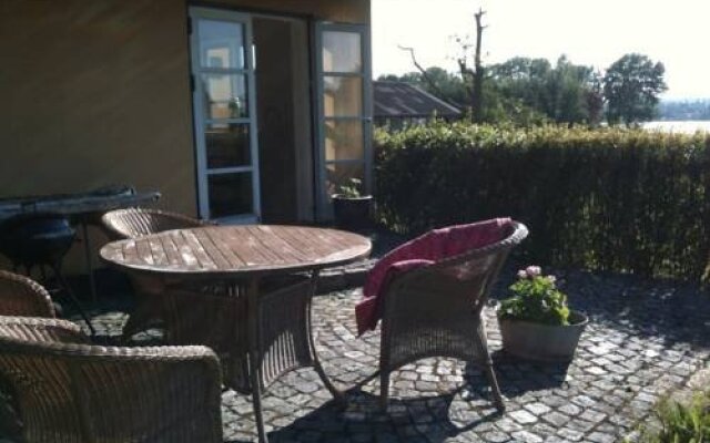 Grastenhus Bed & Breakfast