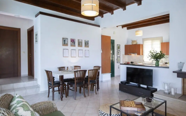 Luxury Villa With Stunning Views in Lefkada