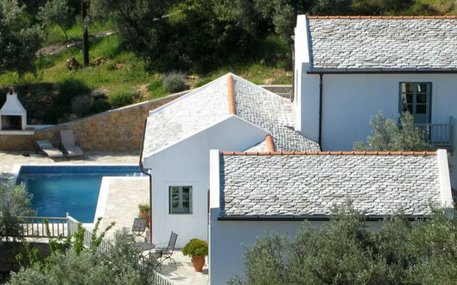 Aquilo Villa