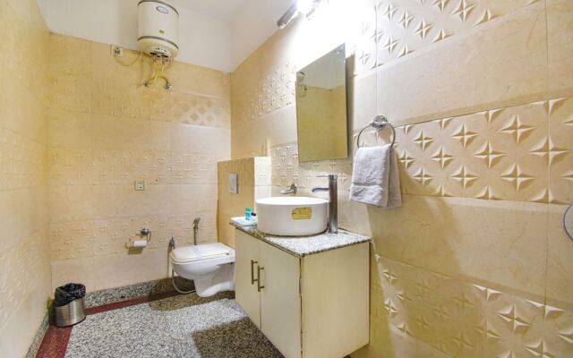 Fabhotel Comfort 35
