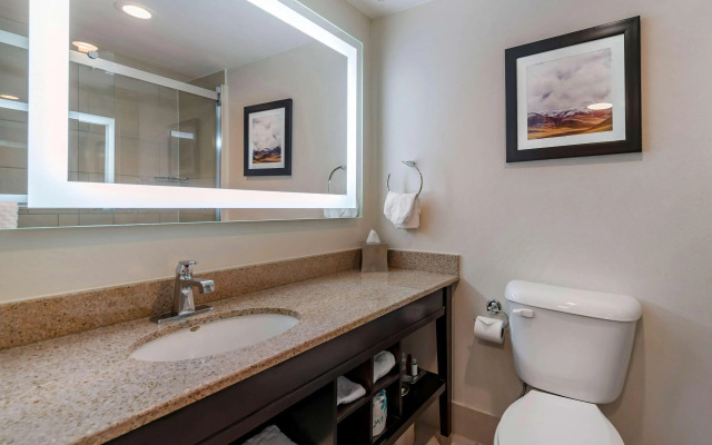 Best Western Premier Denver East