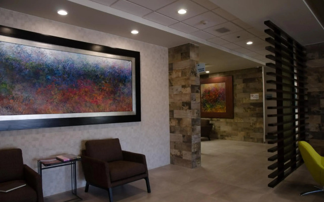 Holiday Inn Express & Suites Celaya by IHG