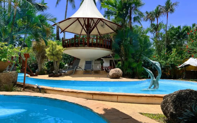 Coco Palace Resort