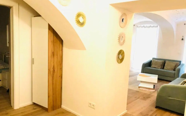 Atelier - Apartment with Garden