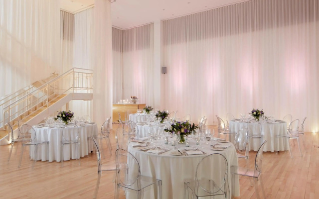 Sanderson London