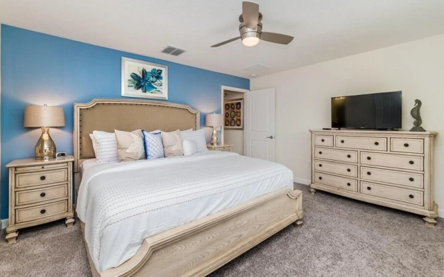 1593 Moon Valley Drive