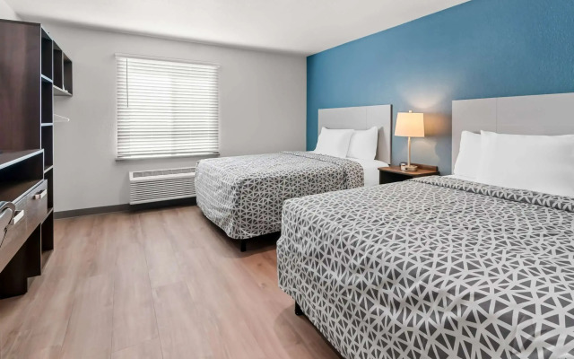 Woodspring Suites Waco South