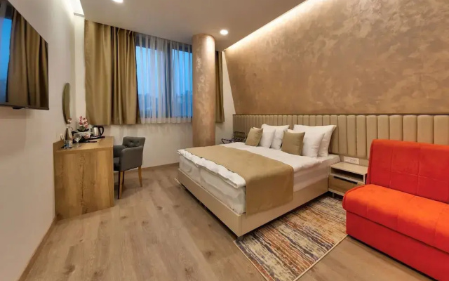 Hotel Emerald