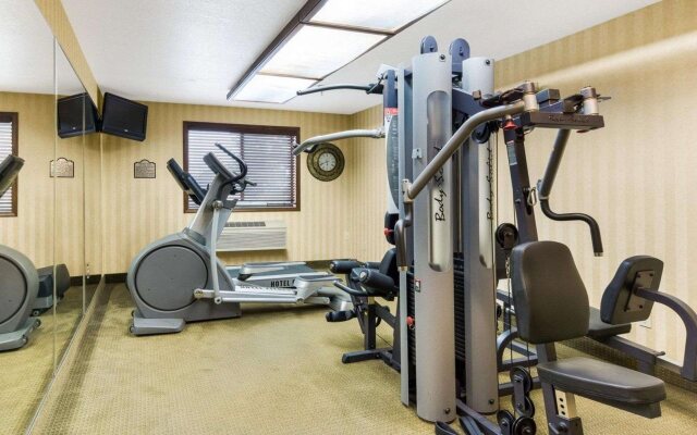 Comfort Inn & Suites South Hill I-85