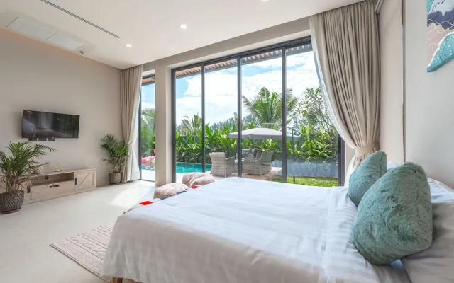 Modern 2-Level Pool Villa Long One A5