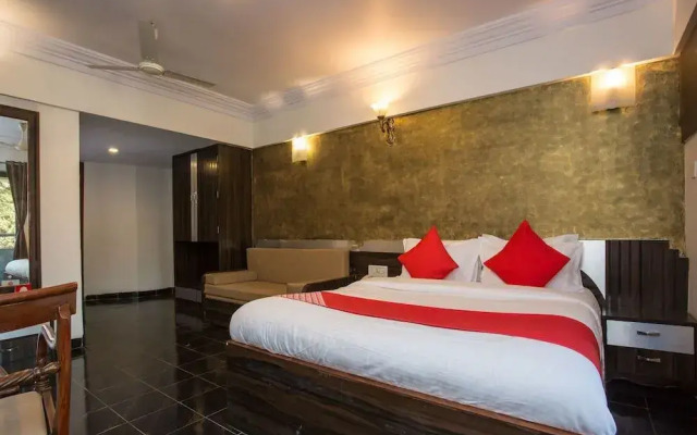 OYO 12078 Hotel Suncity