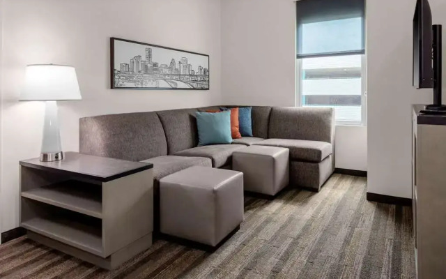 Hyatt House The Woodlands-Shenandoah