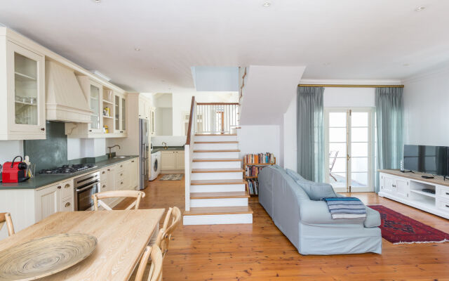 The Majestic Apartment