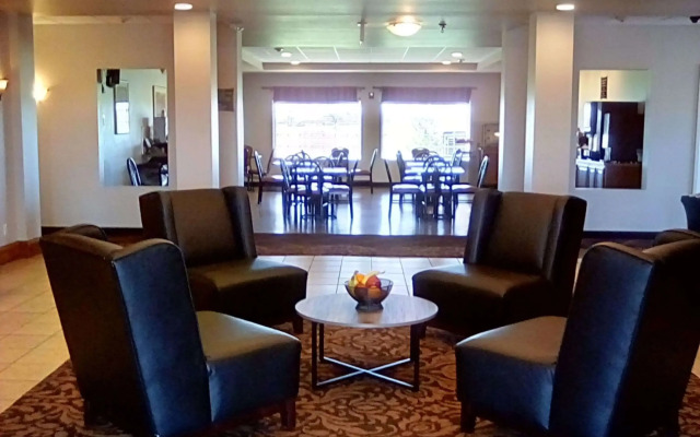 Best Western Plus MidAmerica Hotel