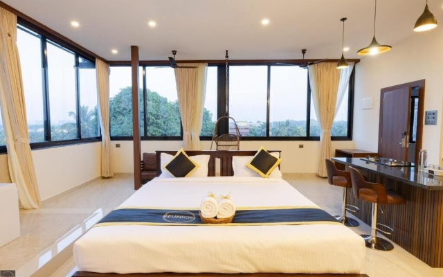 Reunion DeHomes - Premium Suites