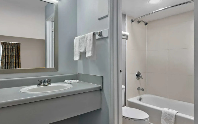 Motel 6 McDonough, GA