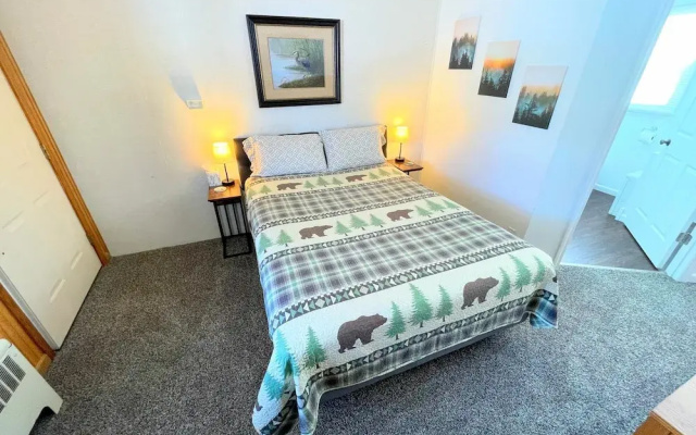 Hillcrest Motel