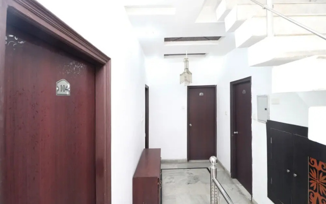 OYO 14985 Hotel S K